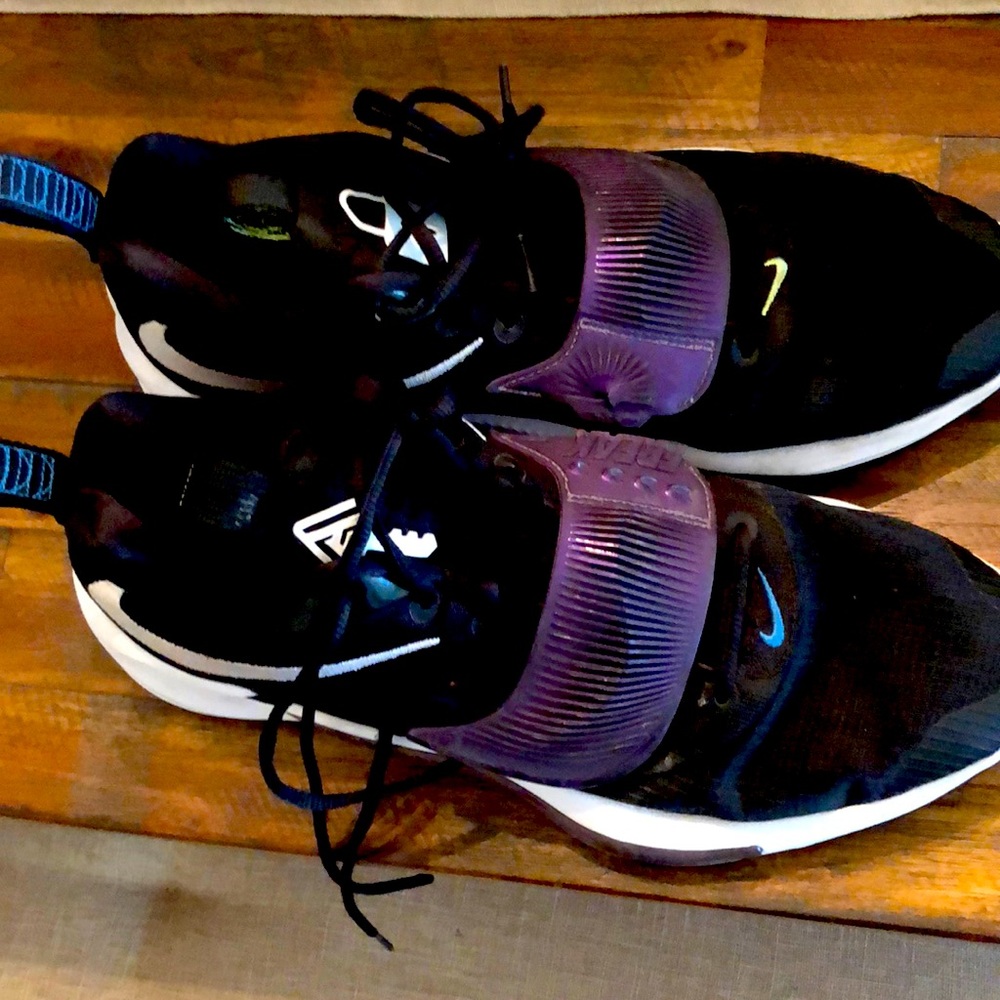 Nike zoom freak 3 Giannis basketball shoes